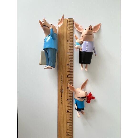 Olivia the Pig Family Set of 3 Figures Retired - Picture 7 of 8